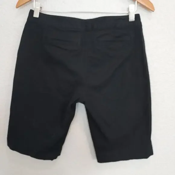 CAbi Black Chino Bermuda Length Shorts Size 4 - Picture 5 of 12